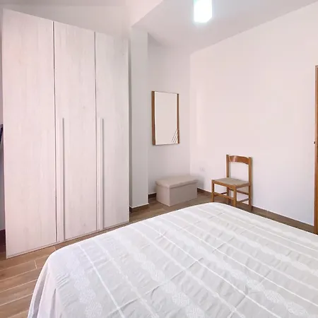 Casa In Centro Storico - Via Genova *